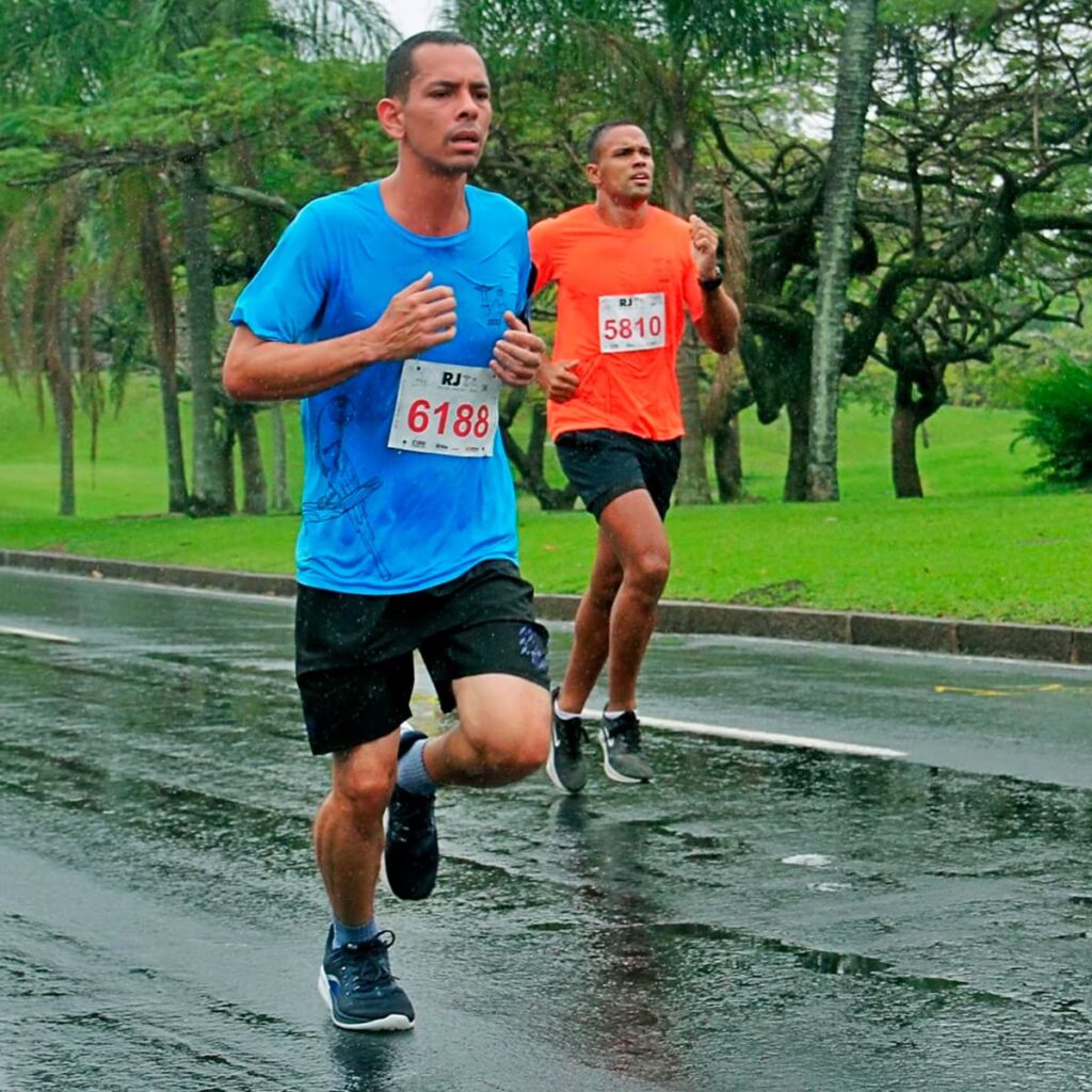 1bbb9dd2-2efe-48c5-9029-2008998d3017